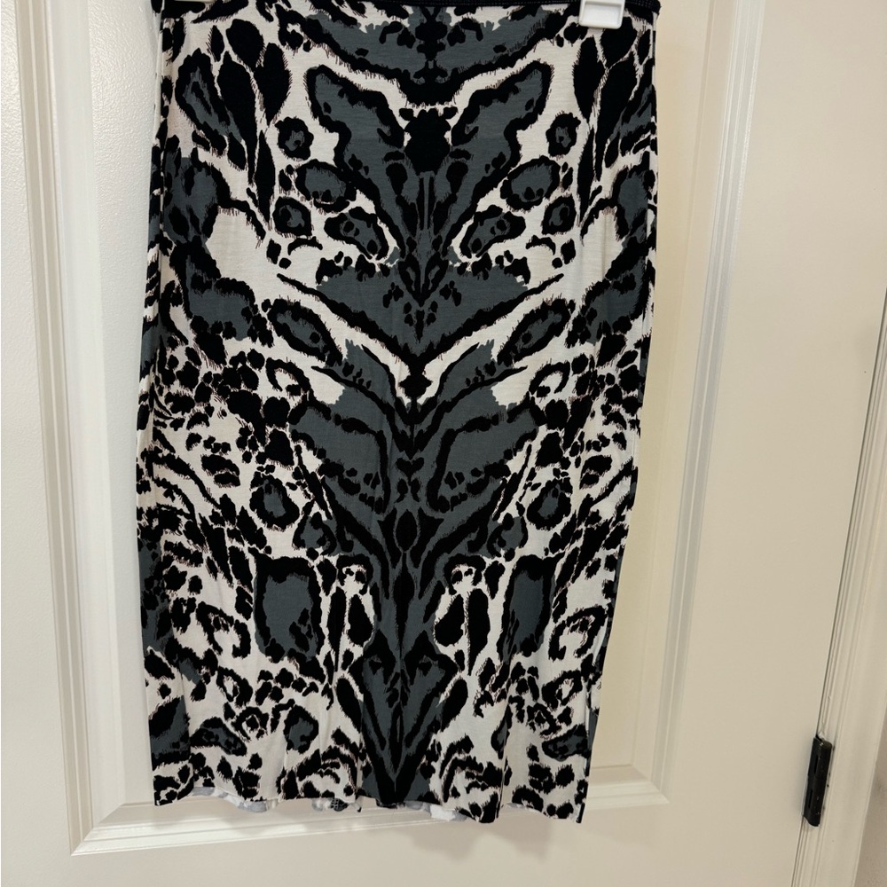Sam & Lavi Black and White Midi Pencil Skirt